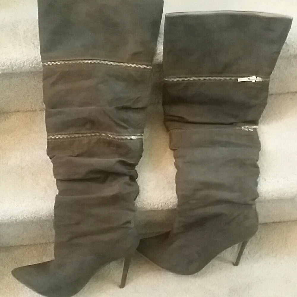3 Level Zip Away Boots